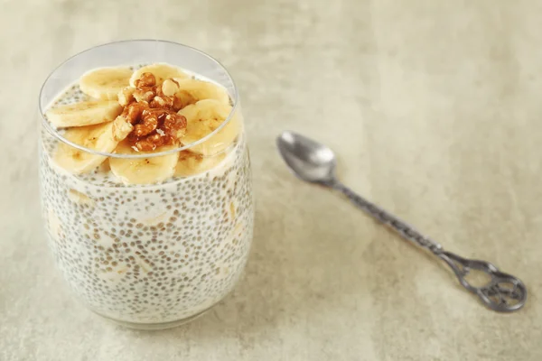 Puding Chia Seed Campur Pisang
